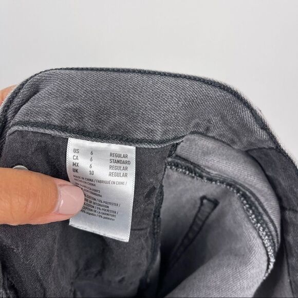 American Eagle Outfitters Destroyed Vintage Hi Rise Loose Fit Jeans Grey Size 6 - Picture 7 of 10